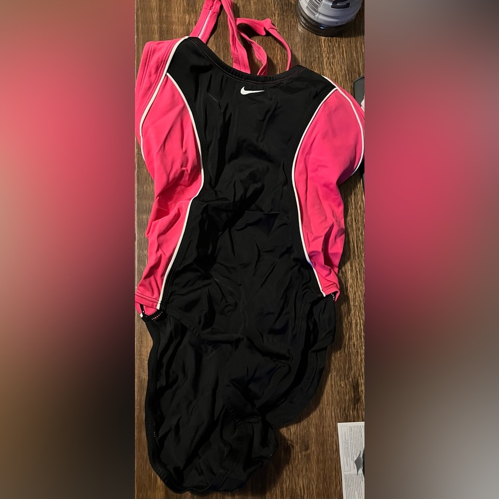 Nike women’s one piece